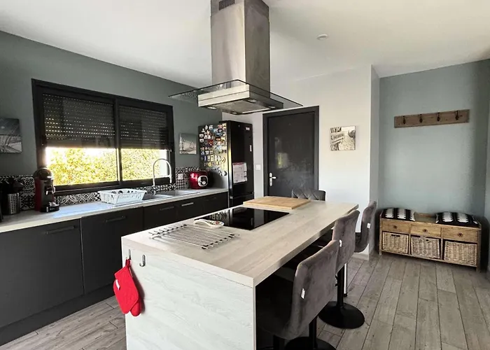 Villa 232-hourtin - 232 - Magnifique Avec Piscine Chauffee Pour 8 Personnes Mae-5523 *